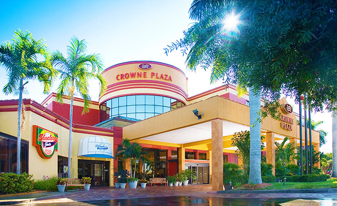 Crowne Plaza Bell Tower LGBT Wedding Venue in Ft Myers Florida