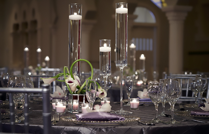 The Vinoy Renaissance St. Petersburg Resort & Golf Club wedding reception table floating candles