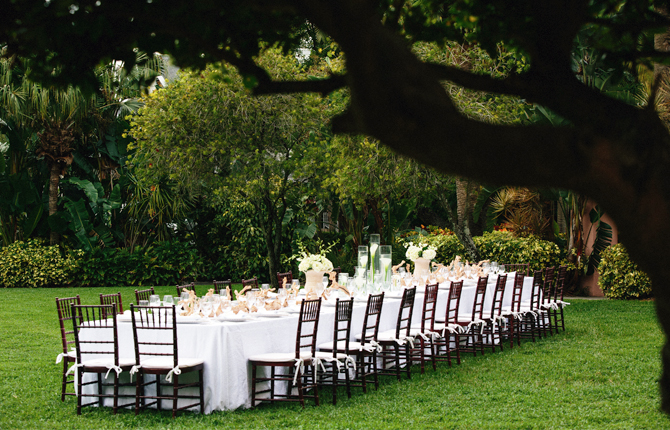 The Vinoy Renaissance St. Petersburg Resort & Golf Club wedding reception table outside lawn