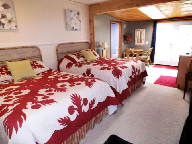Aloha Junction B & B - Garden room