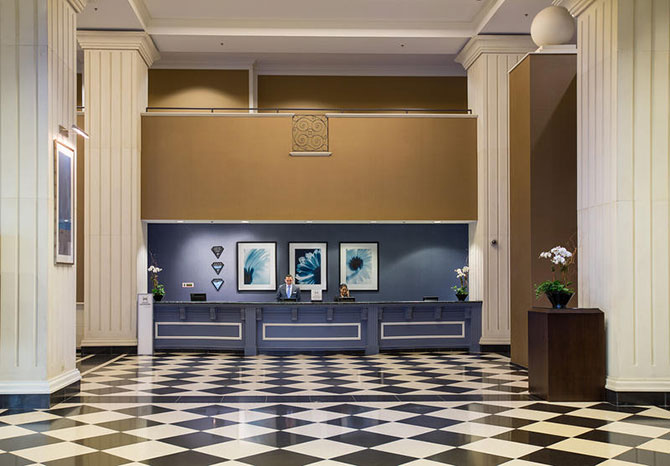 Doubletree O'Hare Hotel Lobby