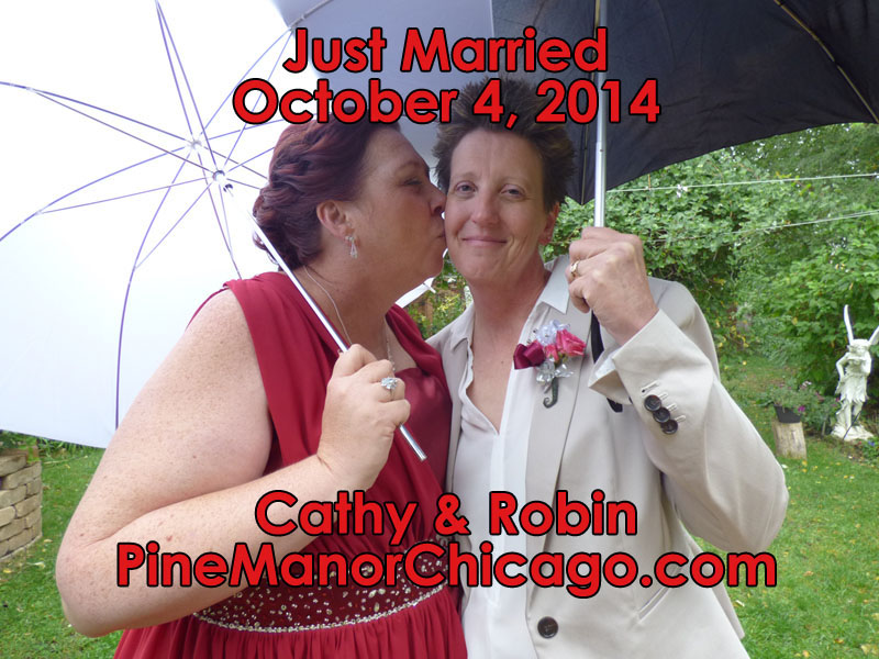 Gay Wedding Chicago Site - Reverend Pamela performing same-sex marriage ceremony