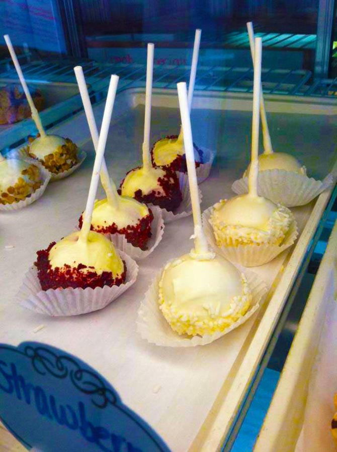 Cake Pops - Culinary Creations