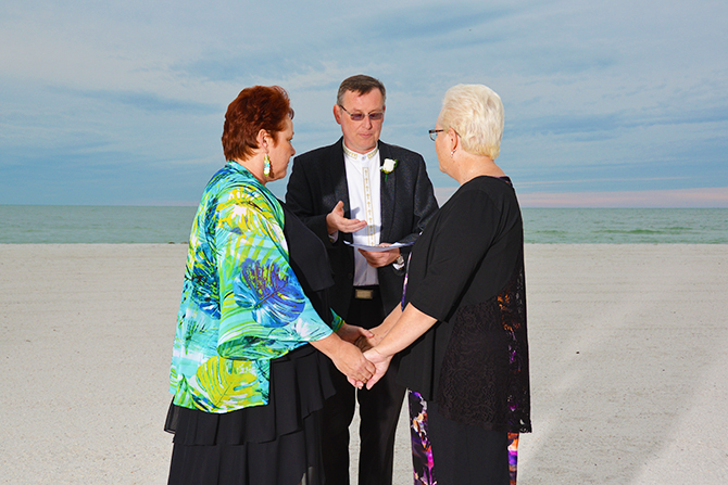 At The Beach Weddings LGBT Friendly Wedding Ceremonies in Foley Alabama