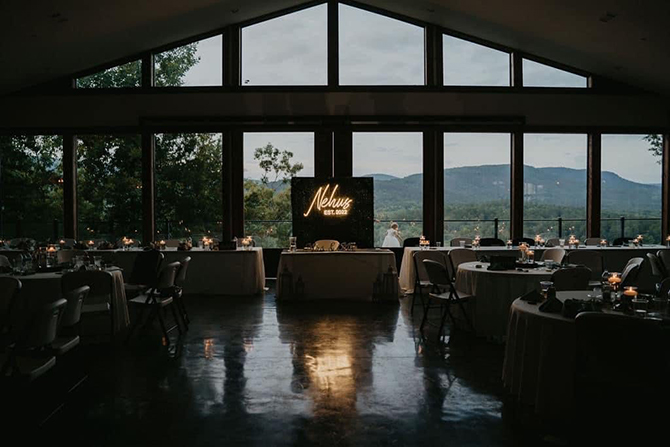 Horsehead Lake Lodge and Event Center
Clarksville, Arkansas LGBT Wedding Packages