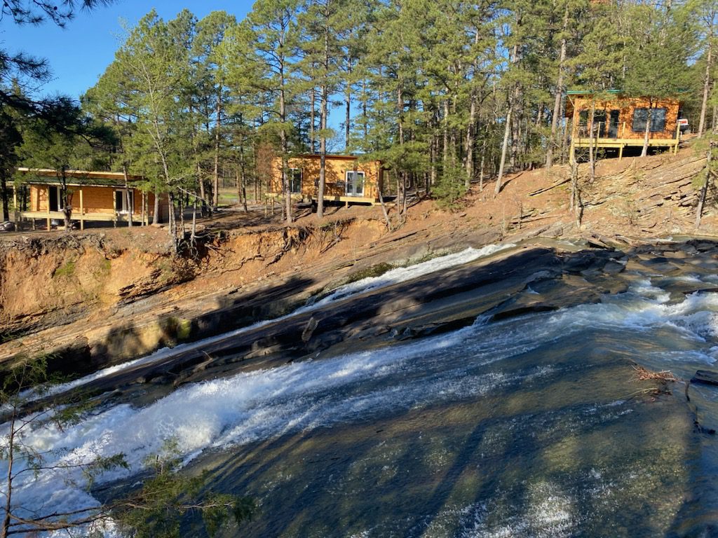 Horsehead Lake Lodge and Event Center
Clarksville, Arkansas LGBT Wedding Packages
