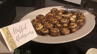 Bella Familia Woodfired Pizza
Northern California LGBT Wedding Caterer
Loomis, CA 
