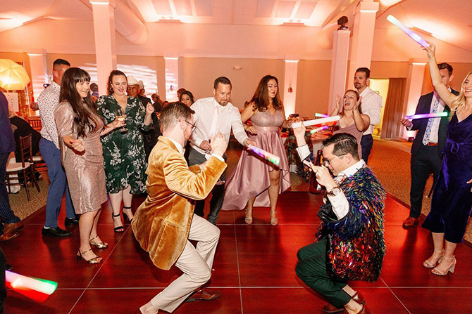 DJ Keelez
Los Angeles, California LGBT Wedding Disc Jockey