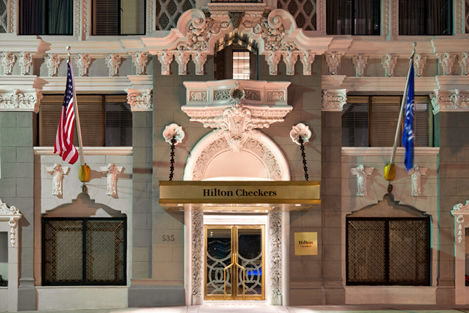 - Los Angeles, CA LGBT Wedding REception Venue - Hilton Checkers Los Angeles