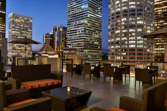 - Los Angeles, CA LGBT Wedding REception Venue - Hilton Checkers Los Angeles