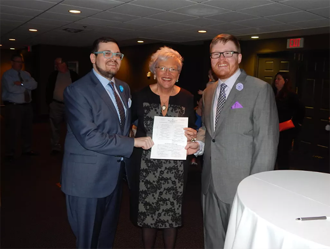 - Riverside, California LGBT Wedding Officiant - I Thee Wed - Reverend Sally Sall