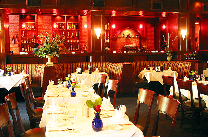 Mario's Place main dining room