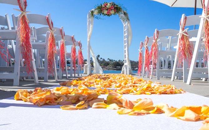 Newport Beach Ca Lgbt Weddings Newport Dunes Waterfront Resort