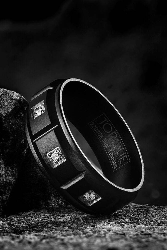Redmond Diamond Center 
Carlsbad, CA LGBT-Friendly Wedding Jewelry Designer - Redmond Diamond Center
