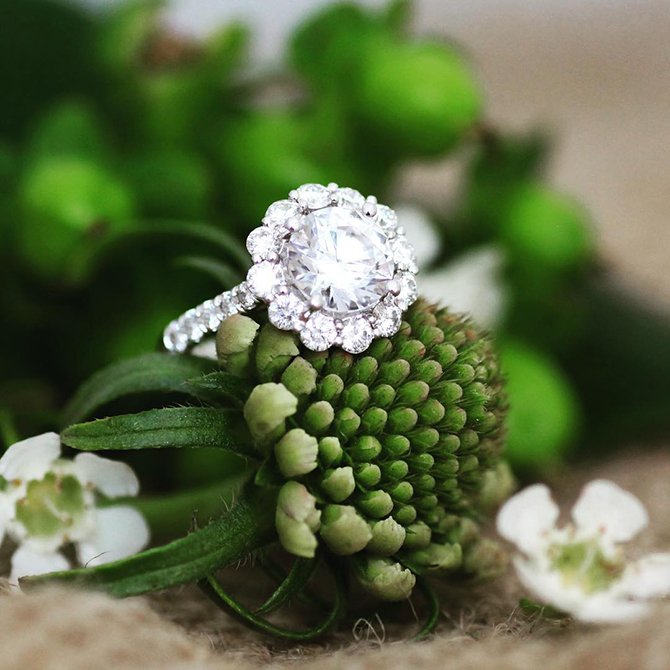 Redmond Diamond Center 
Carlsbad, CA LGBT-Friendly Wedding Jewelry Designer - Redmond Diamond Center
