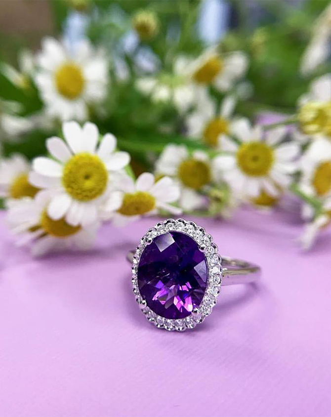 Redmond Diamond Center 
Carlsbad, CA LGBT-Friendly Wedding Jewelry Designer - Redmond Diamond Center

