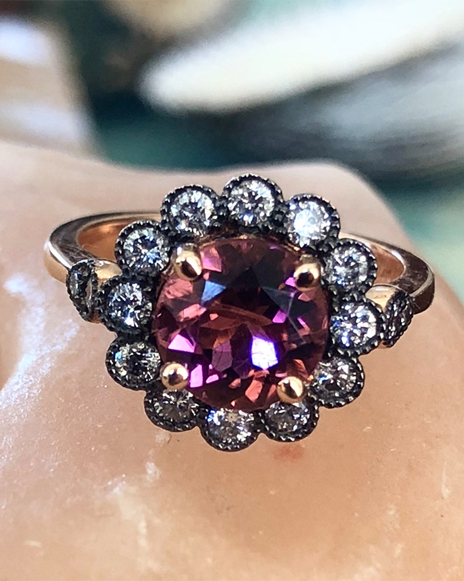 Redmond Diamond Center 
Carlsbad, CA LGBT-Friendly Wedding Jewelry Designer - Redmond Diamond Center
