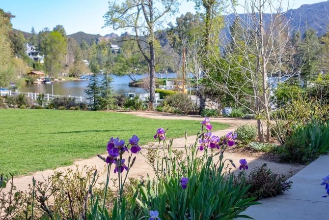 The Lodge at Malibou Lake 
Agoura Hills, California LGBT Wedding Reception Venue
