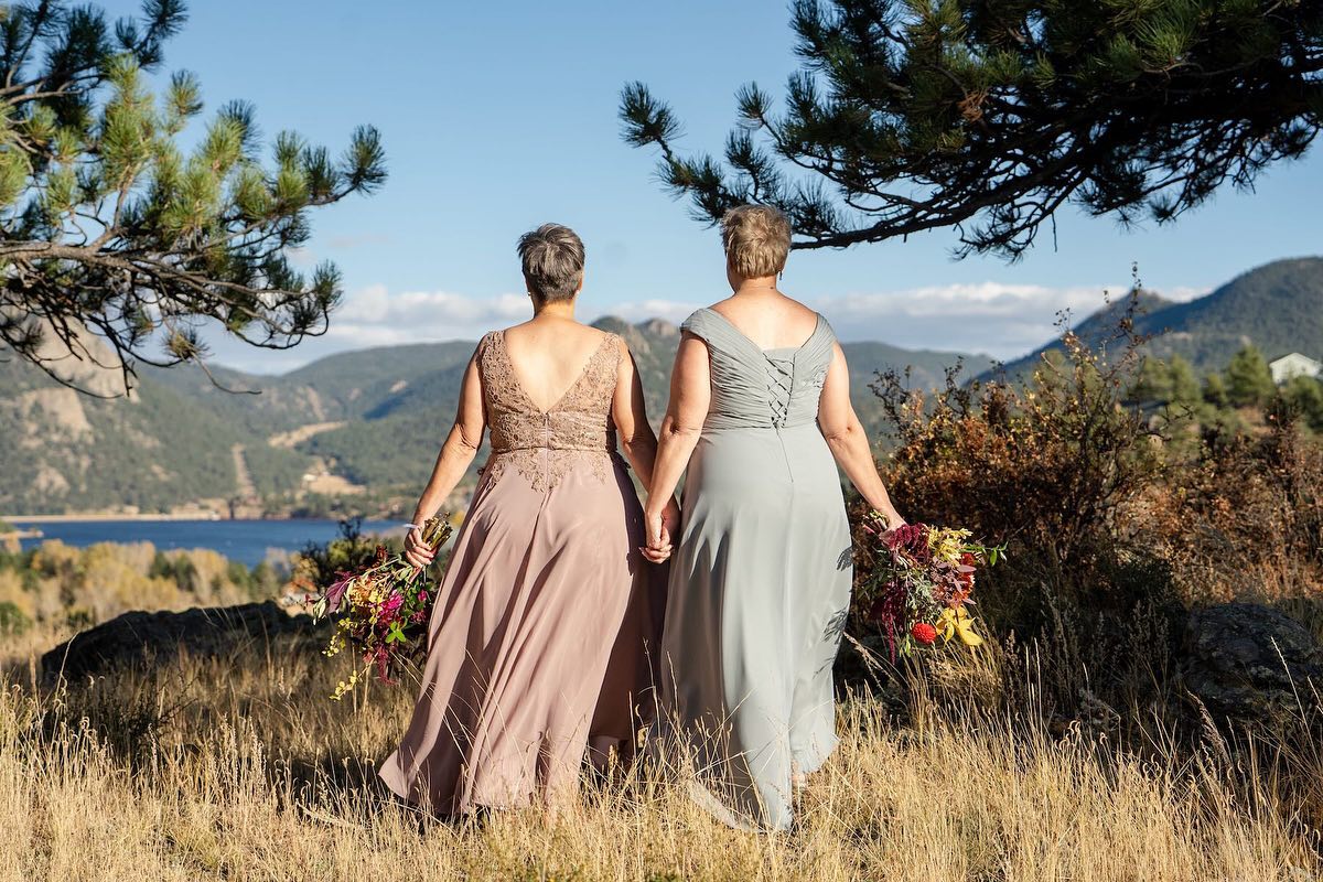 Custom Weddings of Colorado
Denver, Colorado LGBT Elopement & Micro-Wedding Packages