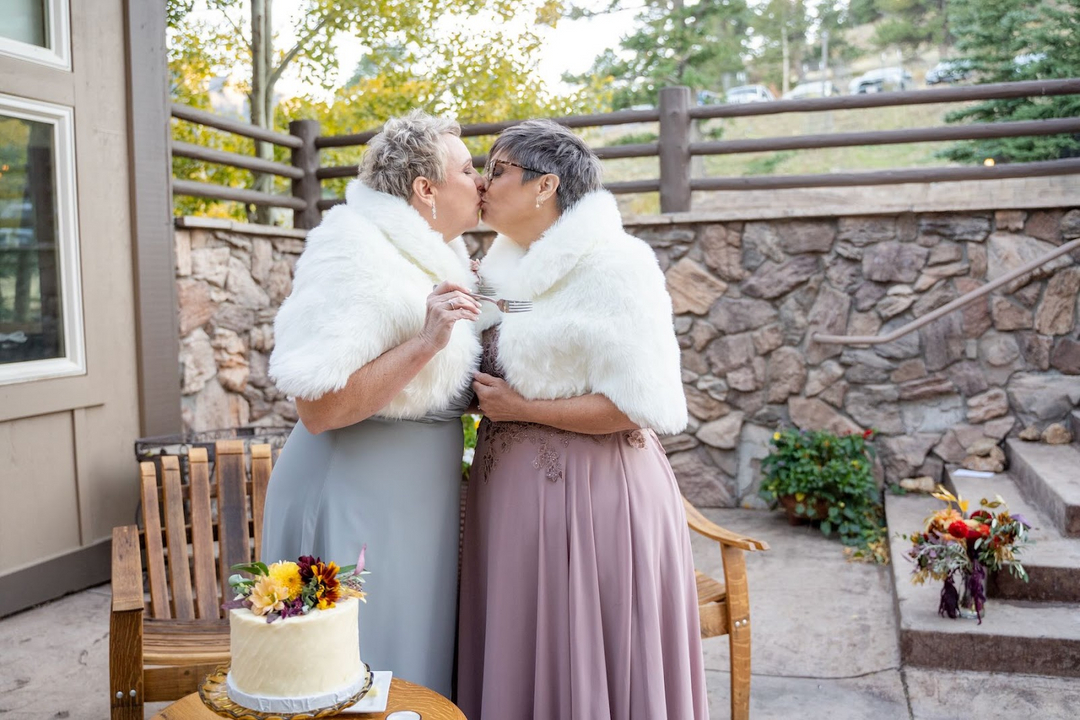 Custom Weddings of Colorado
Denver, Colorado LGBT Elopement & Micro-Wedding Packages