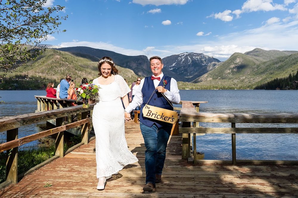 Custom Weddings of Colorado
Denver, Colorado LGBT Elopement & Micro-Wedding Packages