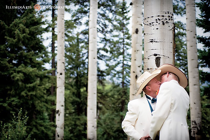 Silverpick Lodge Wedding Venue and Gay Friendly Lodge grooms kissing