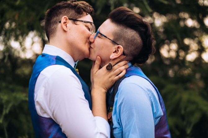 Cate Barry Photography 
Hamden, Connecticut LGBTQ Wedding Photographer
