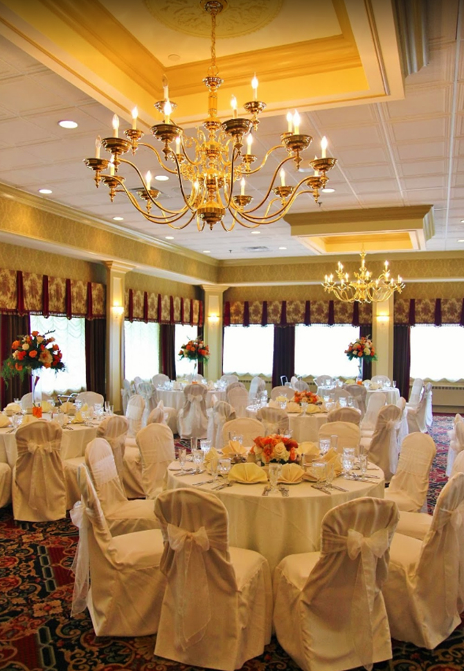 Grassy Hill Country Club