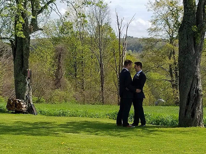 - Torrington, Connecticut LGBT Wedding Reception Venue - The Inn at Mount Pleasant