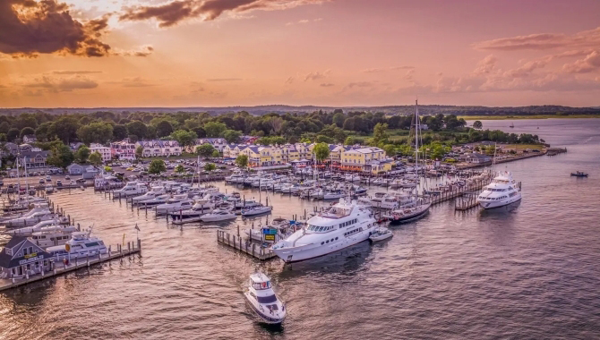 Saybrook Point Resort and Marina 
Old Saybrook, Connecticut LGBT Wedding Reception Venue
