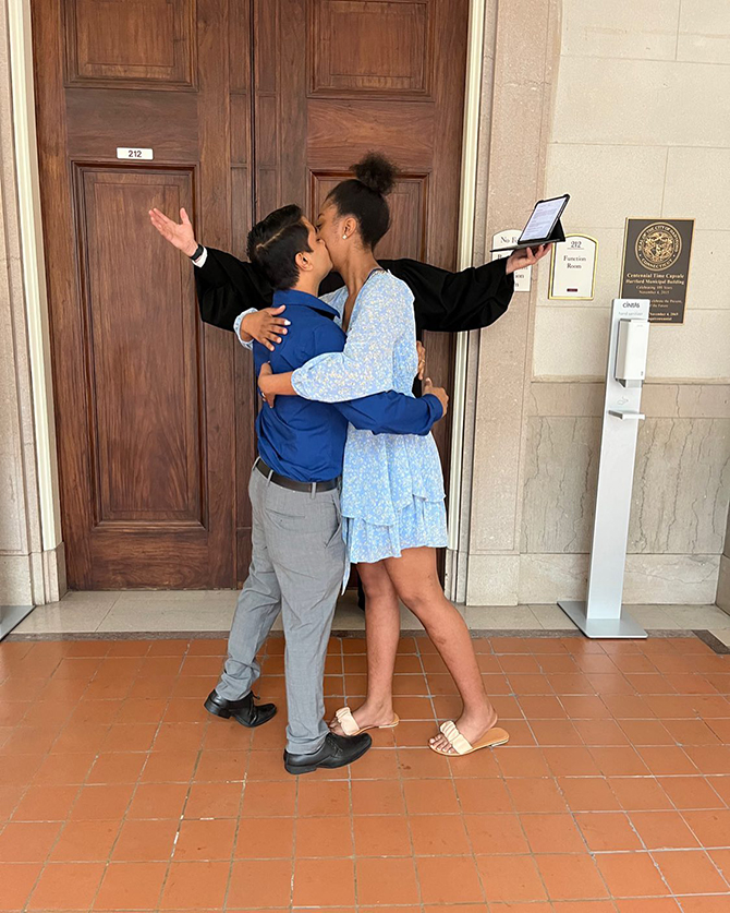 Steven Mitchell JP
Simsbury, Connecticut LGBT Wedding Justice of the Peace