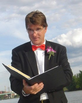 Steven Mitchell JP
Simsbury, Connecticut LGBT Wedding Justice of the Peace