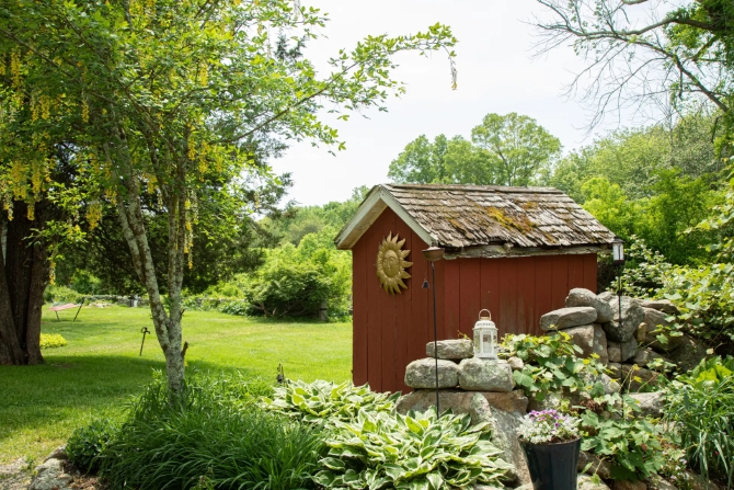 Stonecroft Inn
Mystic, Connecticut LGBT Wedding Reception Venue  
