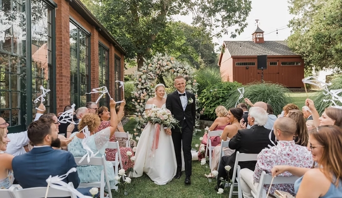The Lace Factory
Deep River, Connecticut LGBT Wedding Reception Venue & Catering
