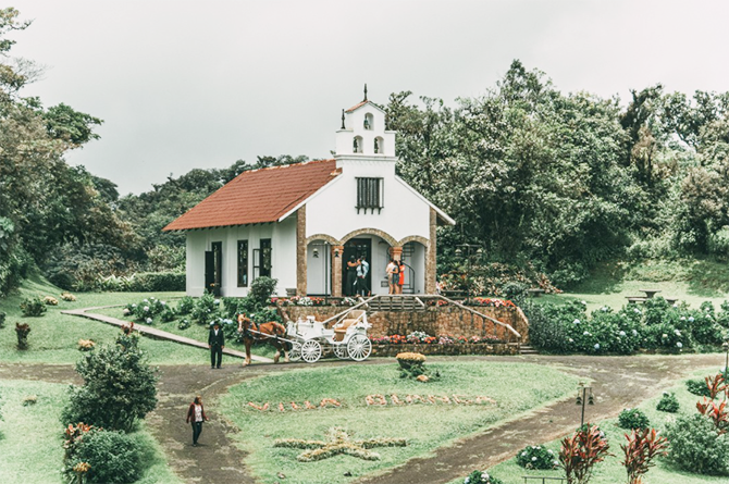 Villa Blanca Cloud Forest Hotel + Retreat
San Ramon, Costa Rica LGBTQ Destination Weddings & Honeymoons