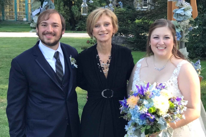 Weddings with Lorraine 
Middletown, Delaware LGBT Wedding Officiant
