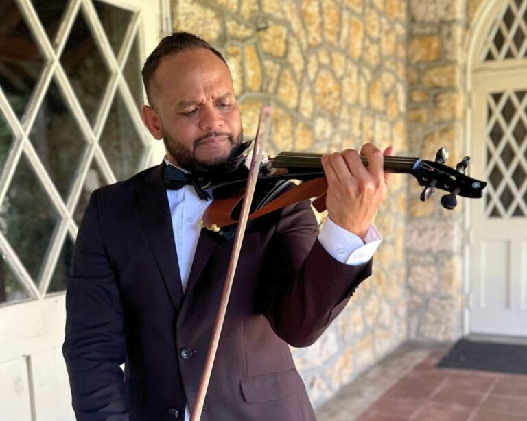 Allegro Events 
Southeast Florida LGBT Wedding Ceremony Officiating & Live Violin Music



