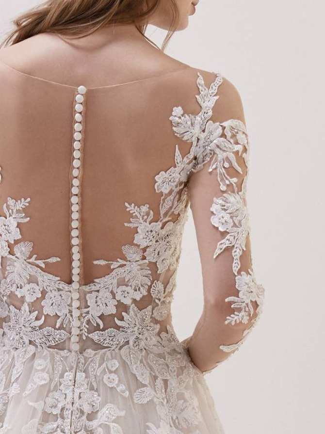 Bacio Bacio Bridal
Wellington, Florida LGBT-Friendly Bridal Boutique Salon