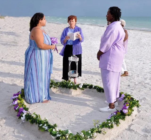 Barefoot Weddings
Sarasota, Florida LGBT Wedding Officiant
Sarasota and Manatee Counties