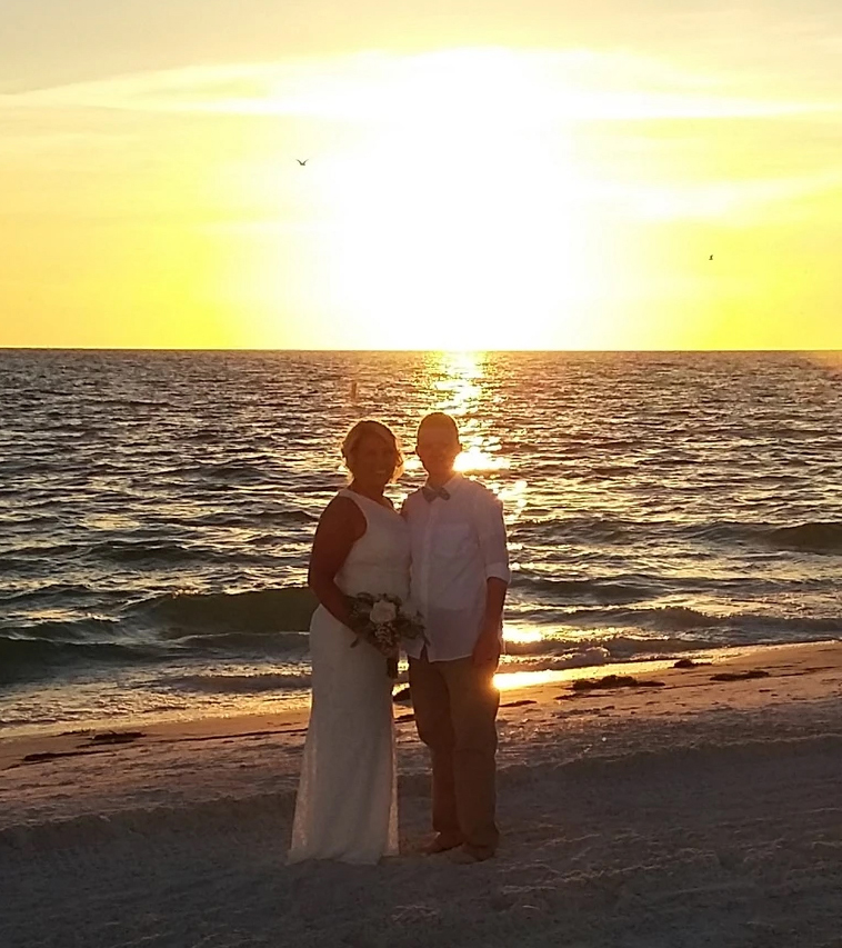 Barefoot Weddings
Sarasota, Florida LGBT Wedding Officiant
Sarasota and Manatee Counties