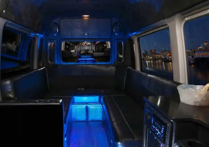 Blue Ribbon Transportation - Sarasota Florida LGBT Wedding Limousine Services