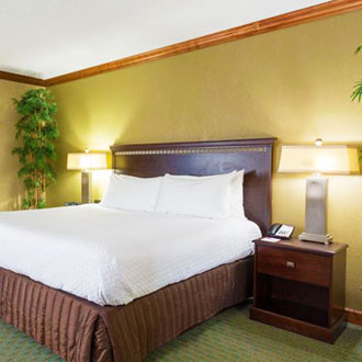 Crowne Plaza Bell Tower LGBT Wedding Venue in Ft Myers Florida