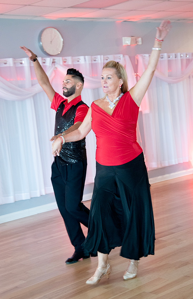 Dance It Studio
Orlando, Florida LGBTQ Wedding Dance Instructors
Nashville, Tennessee