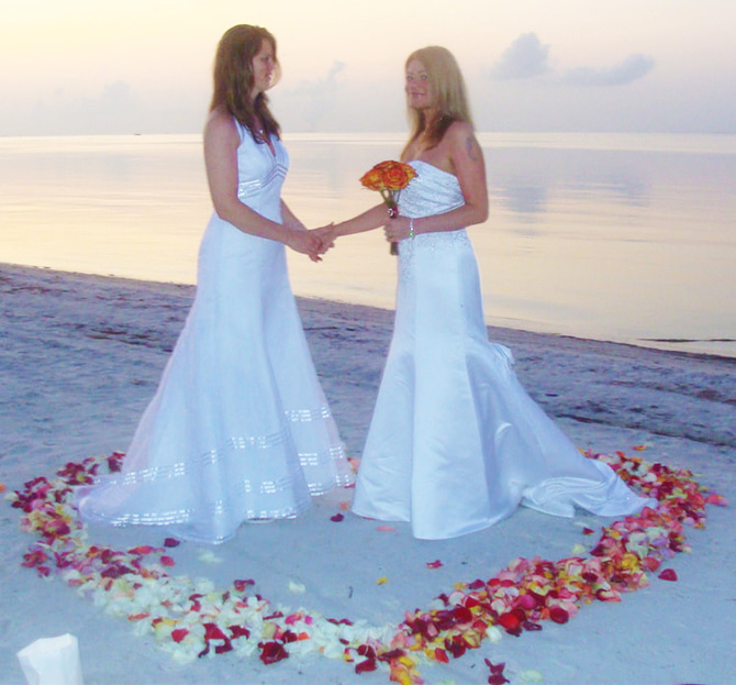 Divine Taylor Ceremonies
Jacksonville, Florida LGBT Wedding Officiant