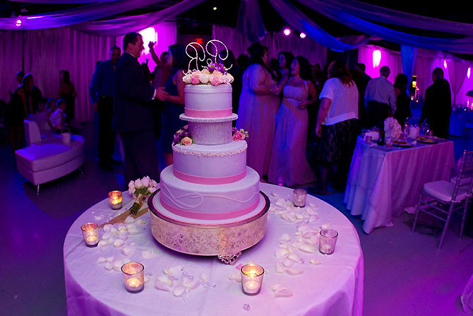 Heaven Event Center - Wedding Cake