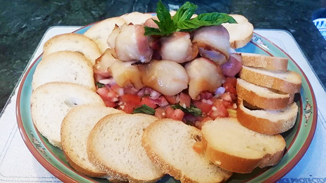 On the Go Gourmet Tampa, Florida Wedding Catering bacon wrapped scallops