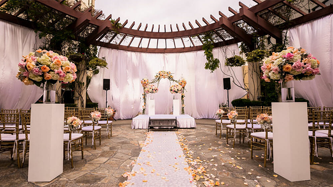 Simply Wed LLC
Stuart, Florida LGBT Wedding Officiant & Notary