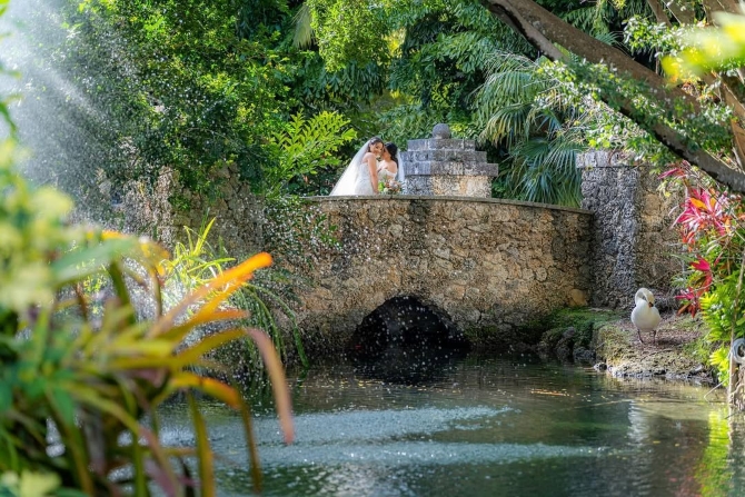 Starry Eyed Stories
Doral, Florida LGBT Wedding Photographer and Videographer
