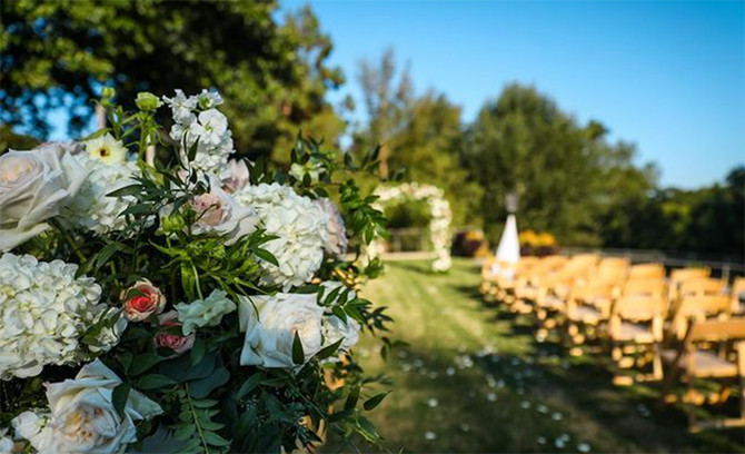 Taking You Through To The I Do
Atlanta, Georgia LGBT Marriage Officiant & Wedding Planner