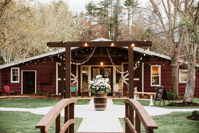 wedding receptions - North Georgia Mountains - LGBT Wedding Venue - Willow Creek Farm